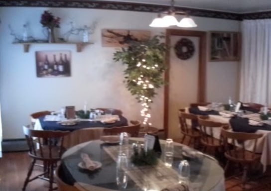 Towpath Restaurant & Lodge